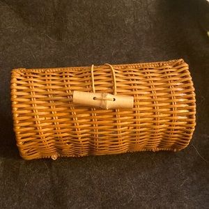 Lilly Pulitzer Wicker Clutch: It’s a Sailabration ⛵️